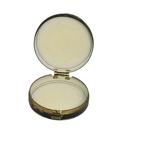 VINTAGE RARE FRAGONARD SCENE HANDPAINTED ENAMEL TRINKET/PILL BOX - Picture 4 of 5